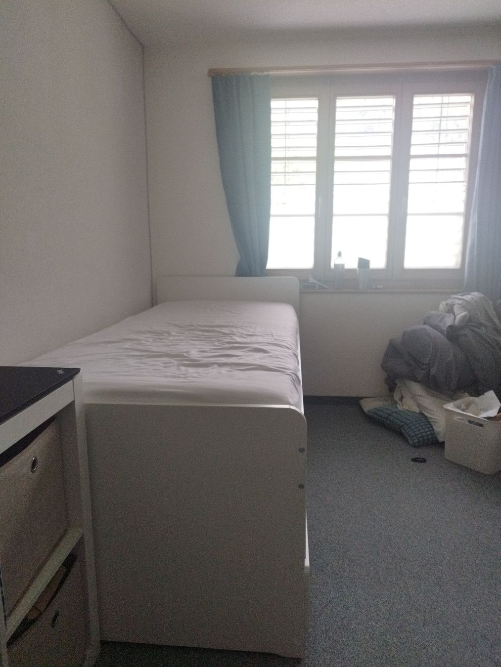 Lits: Single Bed White with Drawers nearly new – Neuf (Voir description) à Kandersteg par joa_2t2f 1