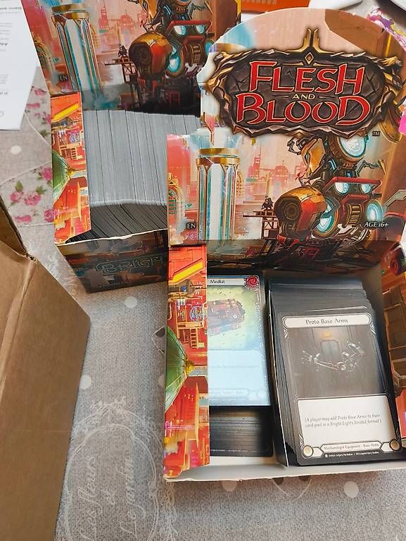Flesh and Blood Cartes à collectionner: Flesh and Blood bulk cards – D'occasion à Dongio par S9A4M 3