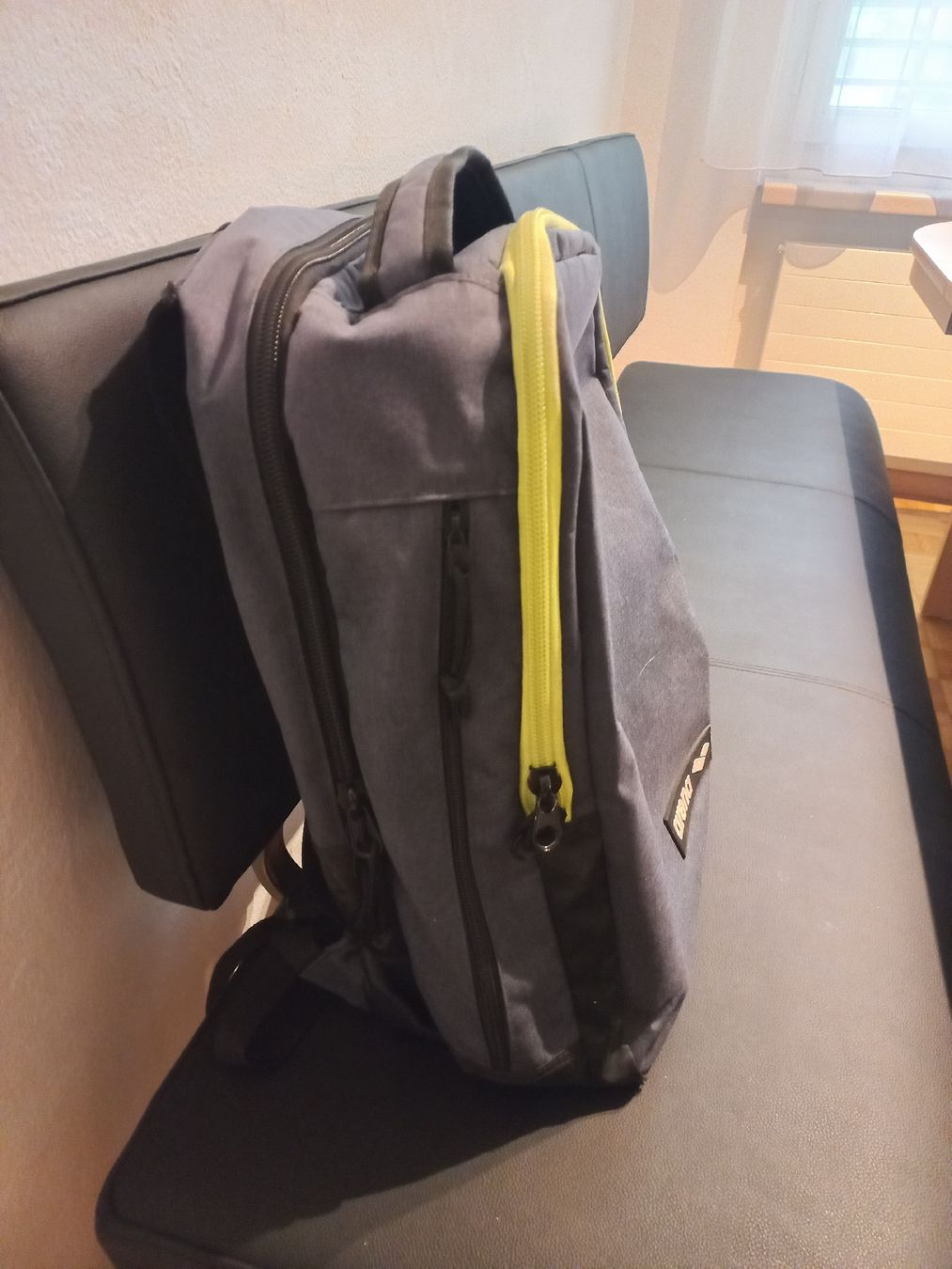 Arena Zaini: SCHÖNER ARENA RUCKSACK – Usato da Embrach venduto da avesi 3