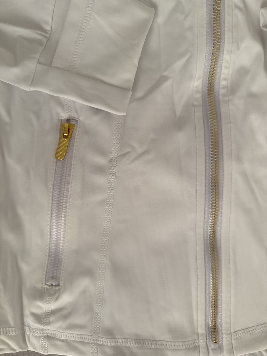 Lululemon Giacche: Lululemon weiss size 6 – Nuovo e nell'imballaggio originale da Muttenz venduto da Hera.DAL 2