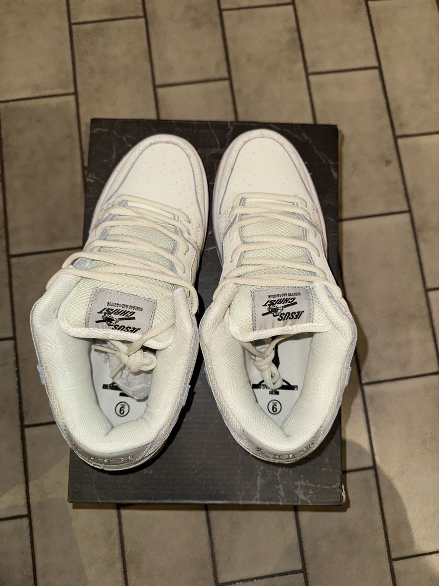 Herrenschuhe: Passion of Christ Low US9 – Neu und originalverpackt aus Watt von lou_m5tq 5