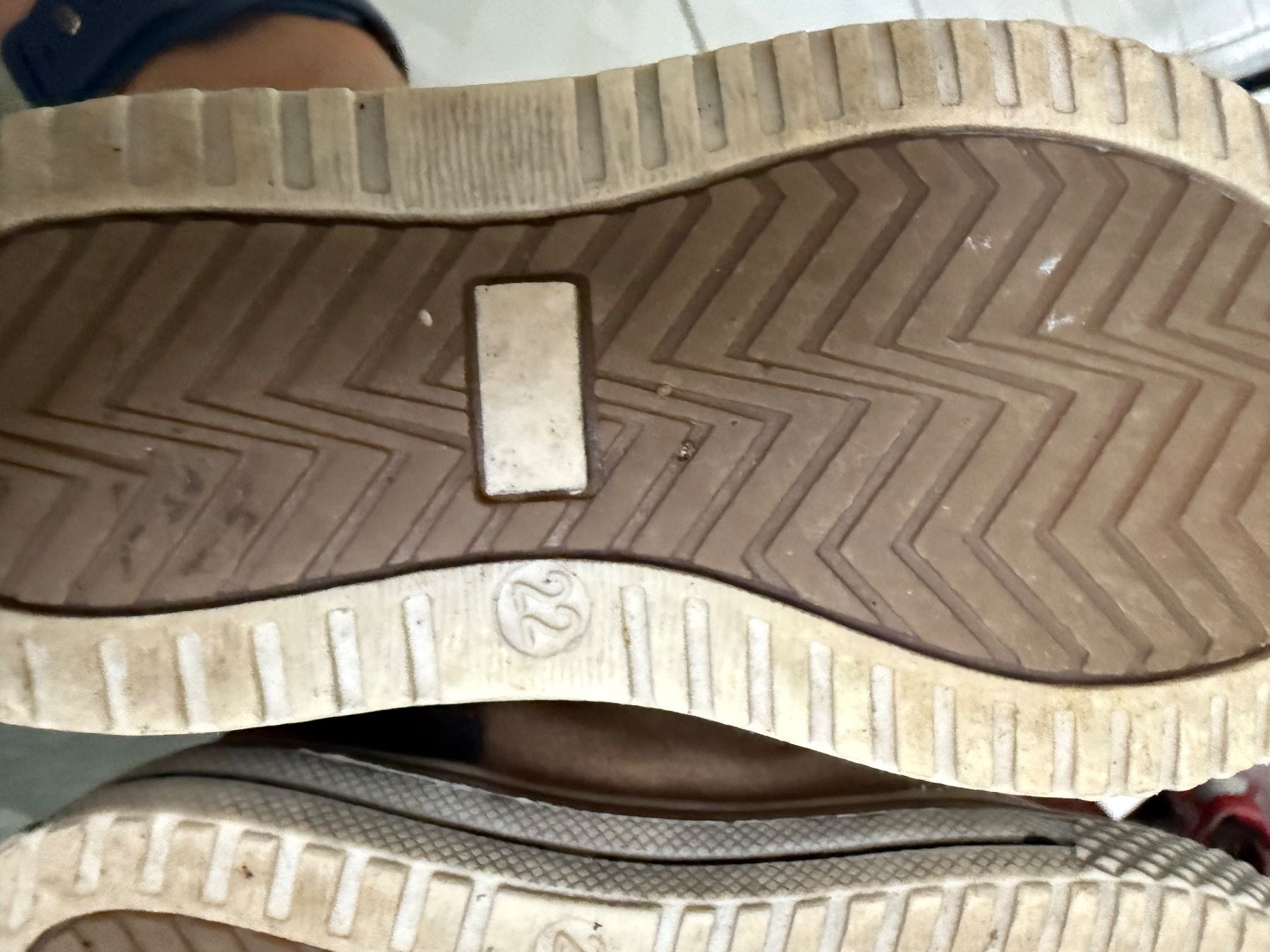 Scarpe per ragazzi: Winter Kinderschuhe, Grösse 22 – Usato da Bellach venduto da S.Kyra 1