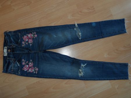 ****  GARAGE JEANS  Size 0 ****