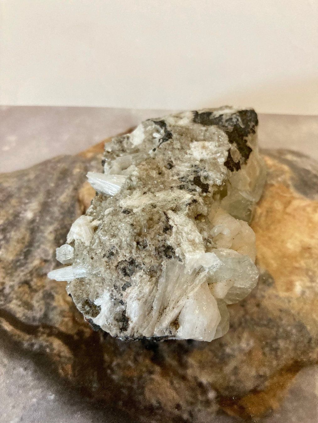 Minerali & Pietre curative: Chalcedon roh – Nuovo (secondo la descrizione) da Biberist venduto da Steine 3