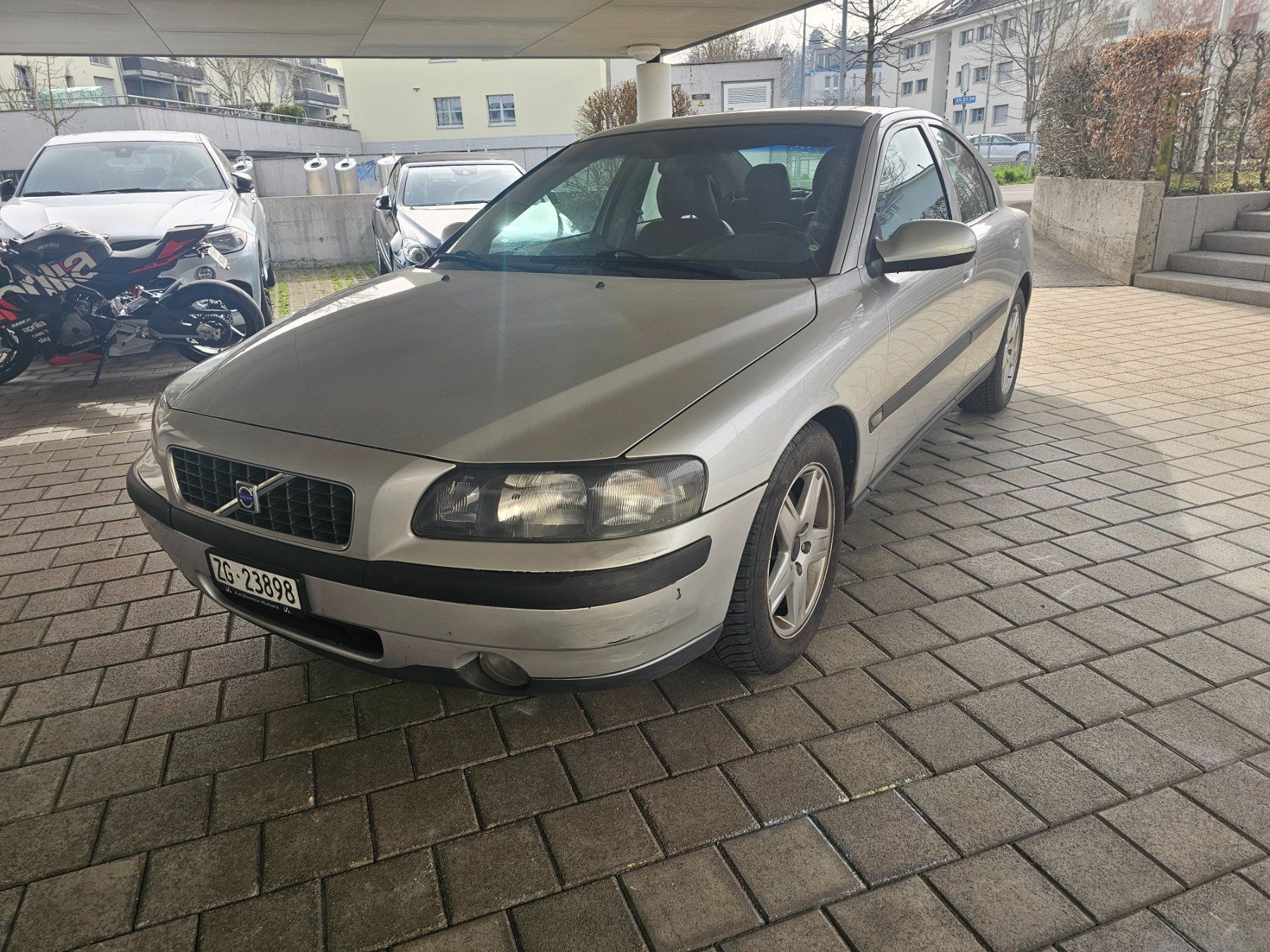 Volvo Automobili: Volvo S60 frisch ab mfk – Usato da Baar venduto da tuga1970 2