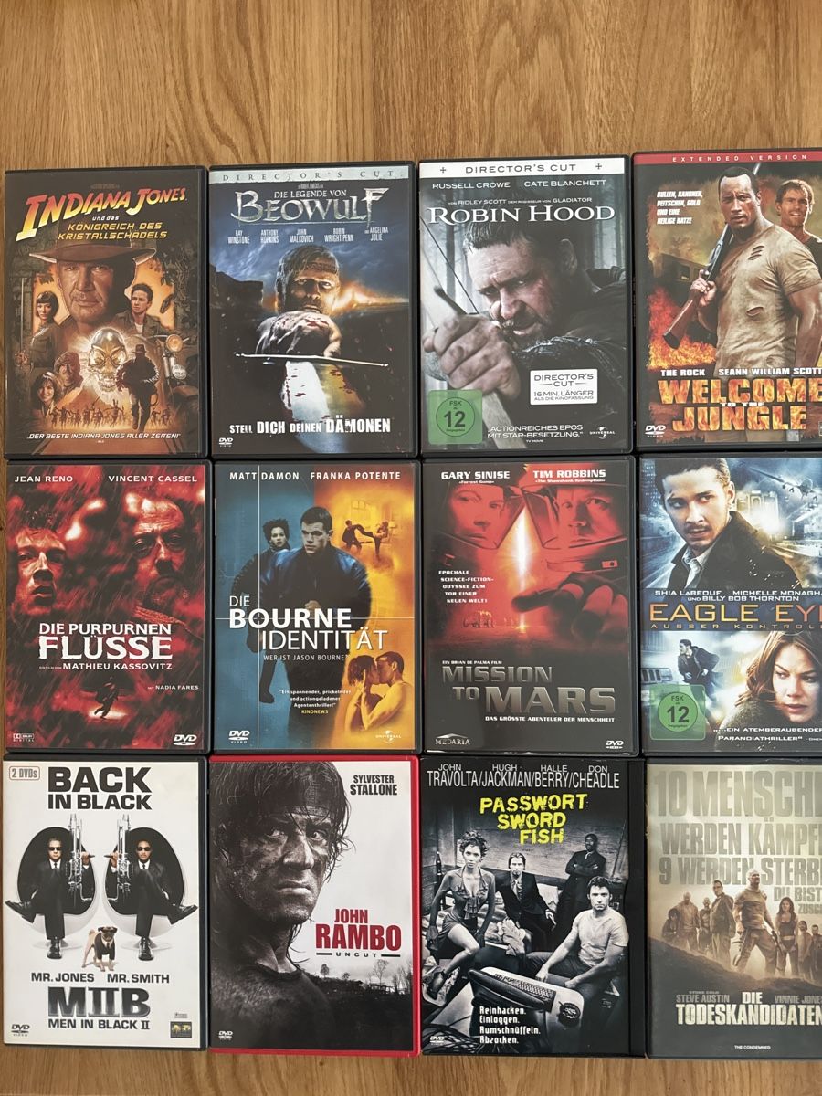 Tutti i DVDs: 12 Actionfilme DVD-Set – Usato da Muhen venduto da Kusi_