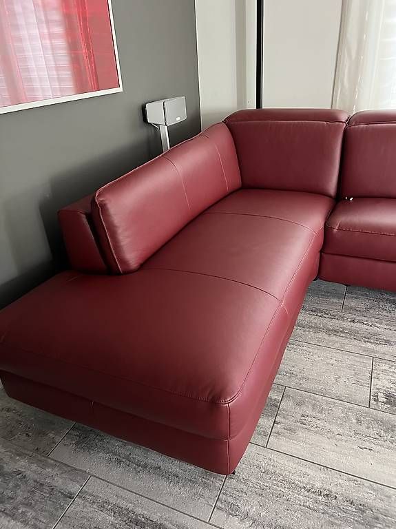 Sofas: Ecksofa mit zwei elektrisch verstellbar Relaxfunktionen. – Gebraucht aus Untersiggenthal von Womamina 2