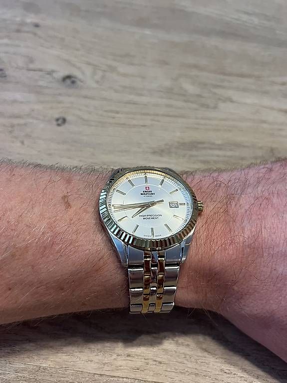 Swiss Military Montres: Swiss Military by Chrono – D'occasion à Genève par mat_fd75 4