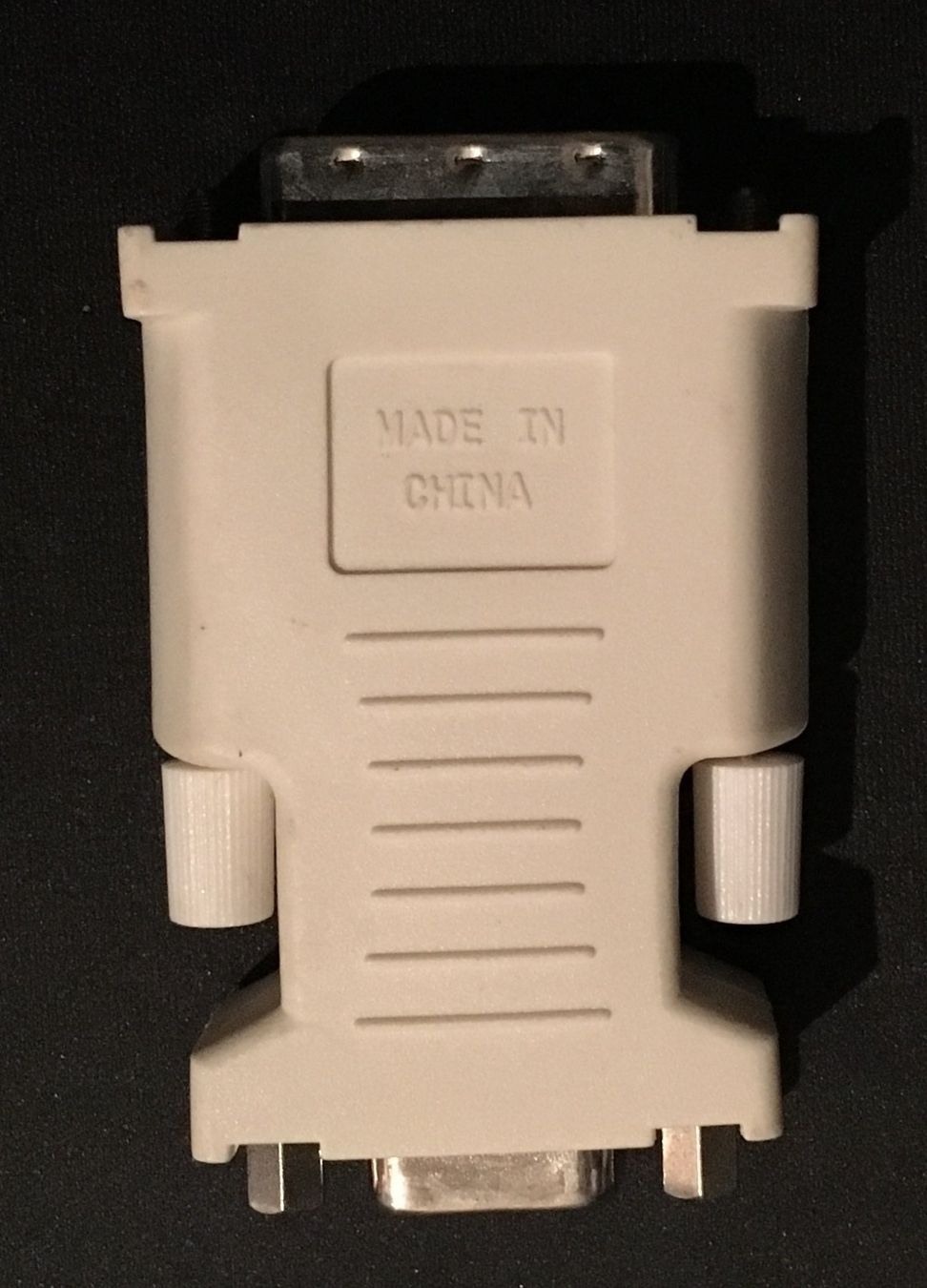 Unità & Adattatore: DVI - VGA Adapter – Usato da Winterthur venduto da YaV