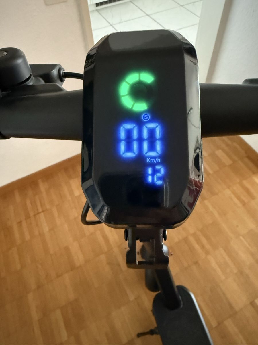 VMAX Kickboard: E-Scooter VMAX VX2 – Usato da Pfäffikon SZ venduto da Musicman99 7