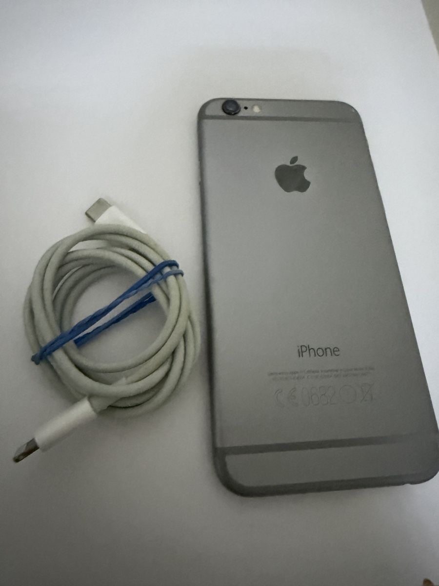 Apple Portables: iPhone 6 – D'occasion à Basel par Leyla_12 1
