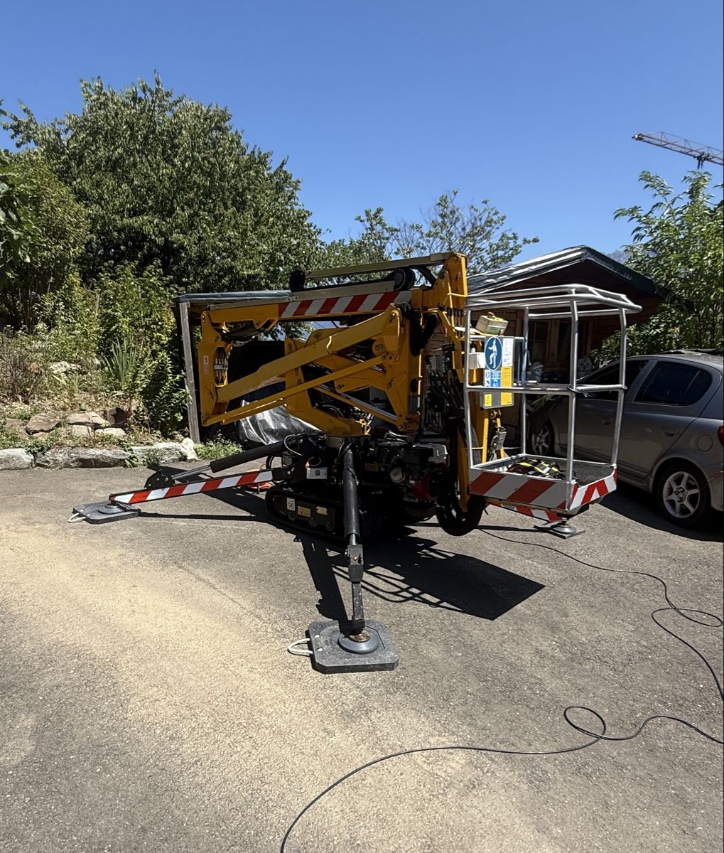 Toutes les machines: Nacelle élévatrice type araignée  – D'occasion à Choex par Adri27000 3