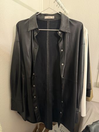 Hemdjacke Mango Kunstleder schwarz Grösse S