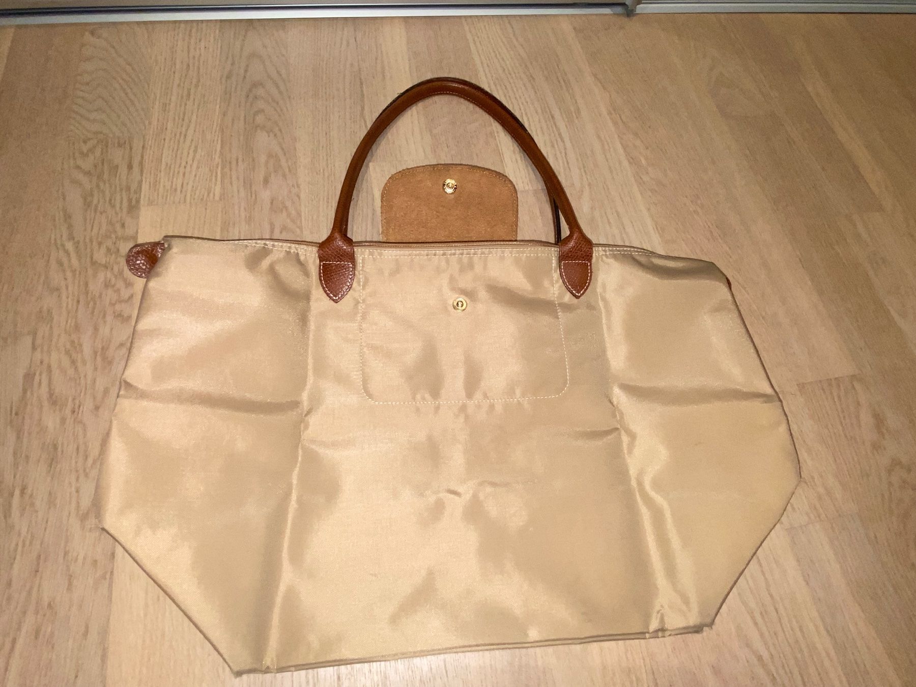 Longchamp Sacs femmes: Longchamp le Pliage Tasche beige – D'occasion à Oberrohrdorf par Desteny1 9