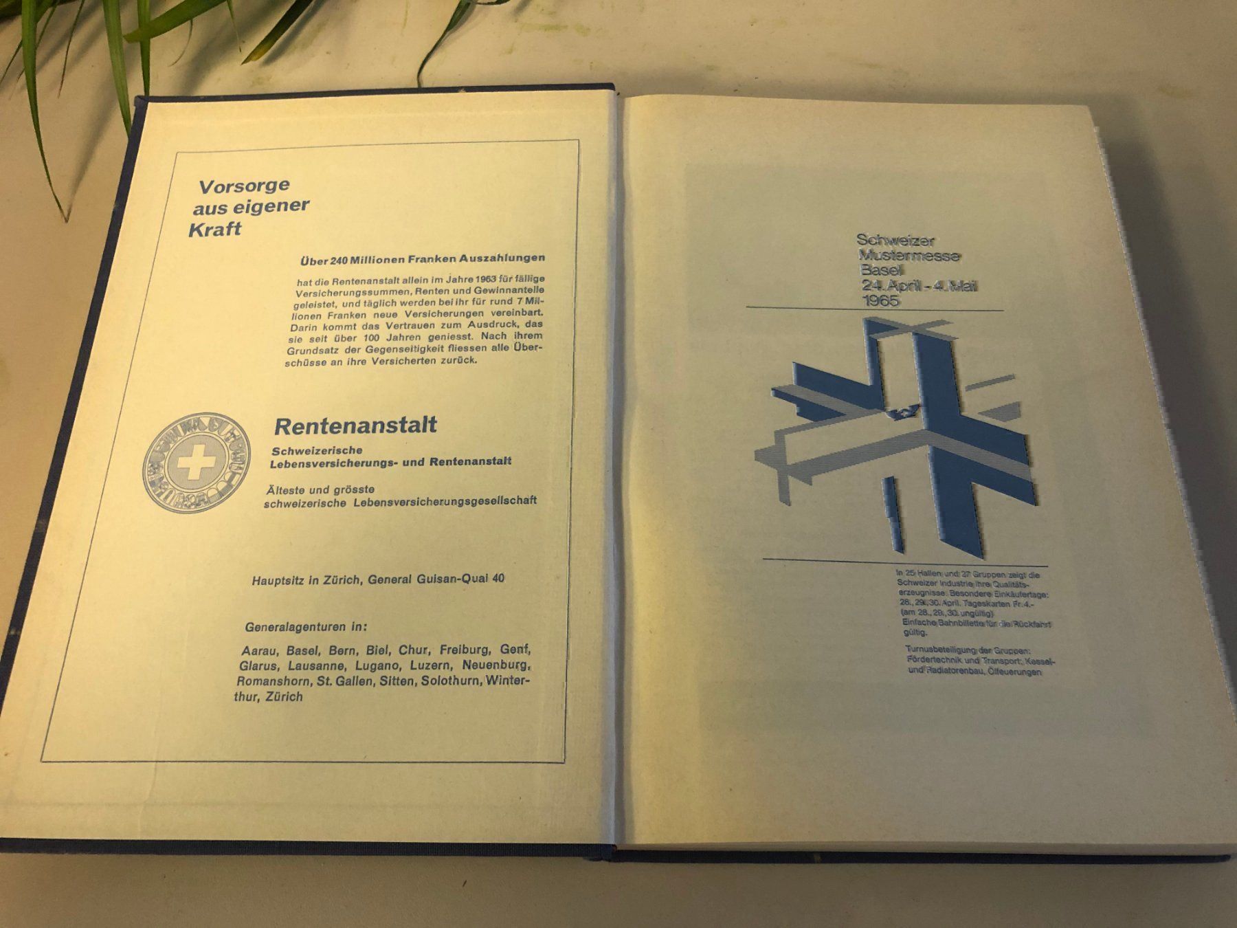 Livres: Jahrbuch der Eidgenössischen Behörden ! – D'occasion à Brügg BE par better14 1