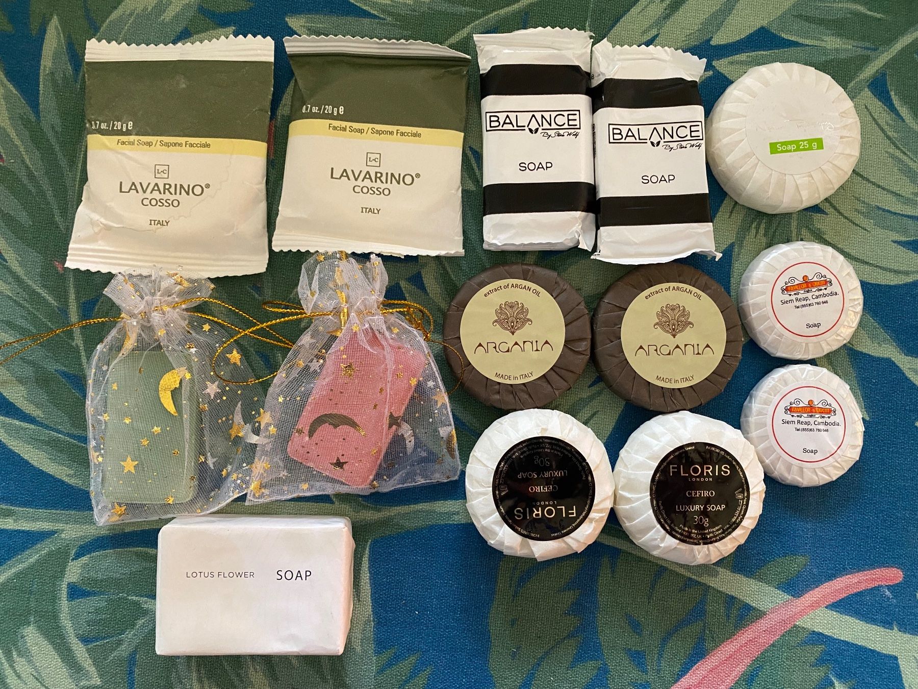 Duschen: Lots de savons d'hôtels – Neu und originalverpackt aus Bouveret von wes_7zll 1