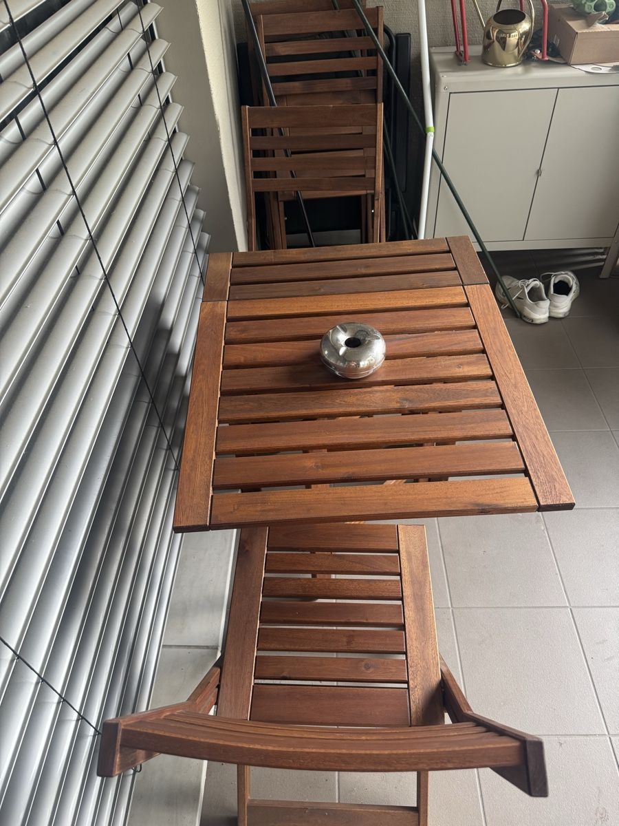 Tavoli: Holztisch beidseitig klappbar – Usato da Zürich venduto da klapezu 1