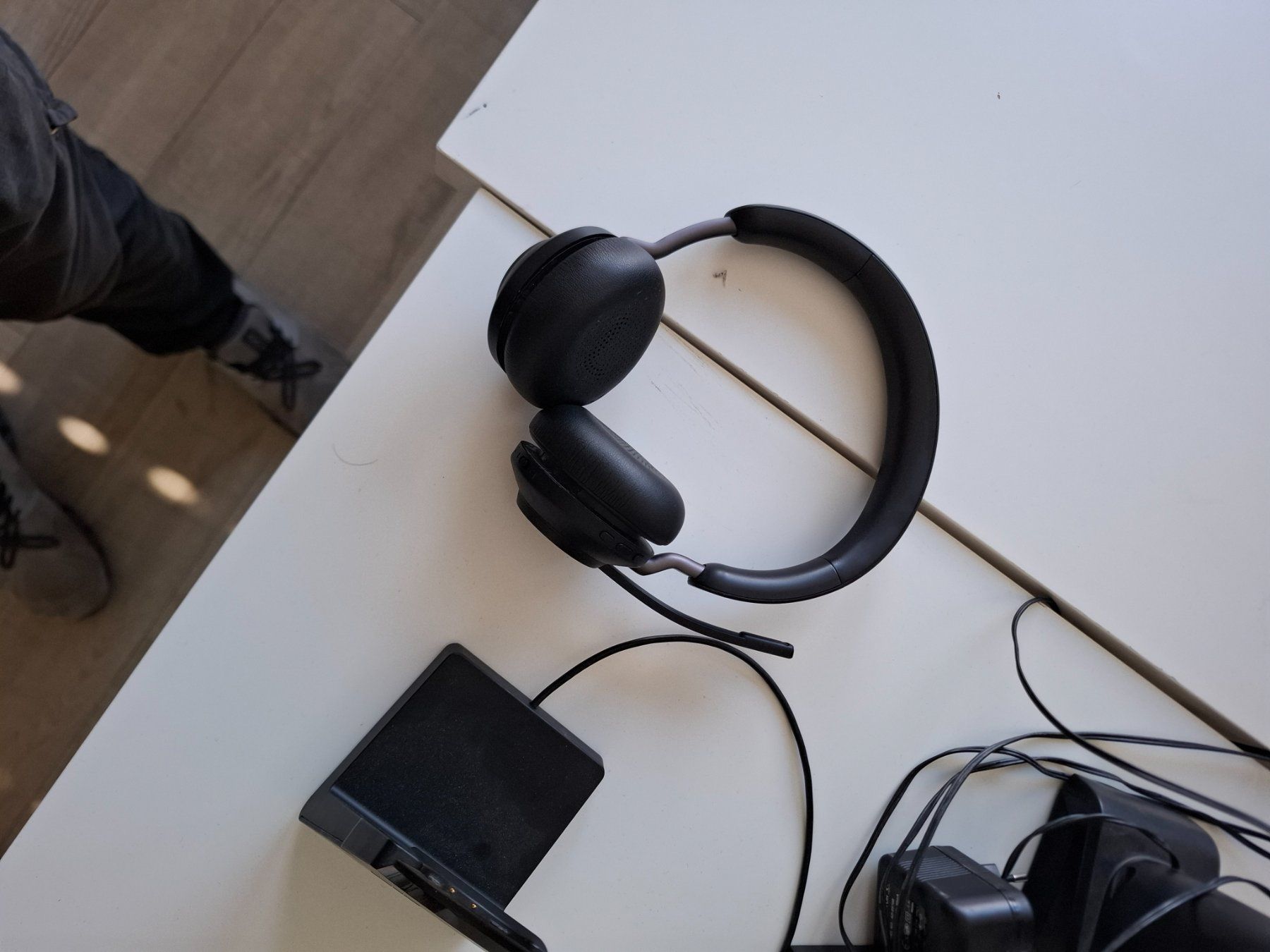 Cuffie: Jabra Evolve2 Headset schwarz mit Ladestation – Usato da Niederglatt ZH venduto da adr_vc9s 1