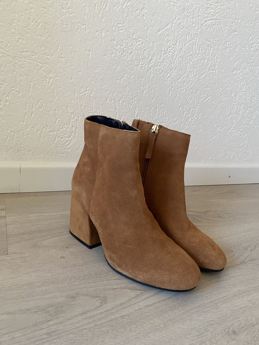 Damenschuhe: Stiefeletten – Neu (gemäss Beschreibung) aus Berikon von cel_88c6