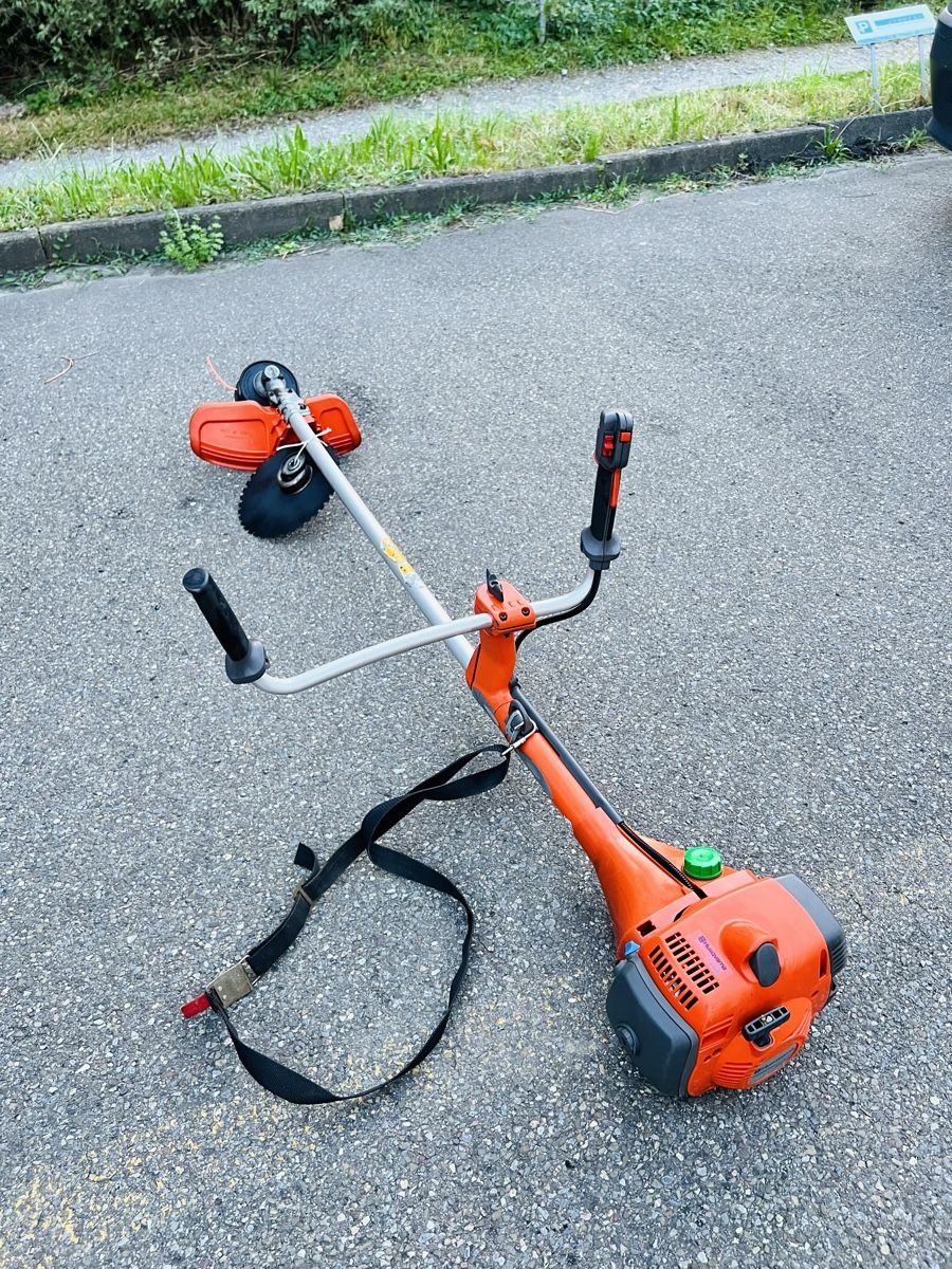 Husqvarna Tutti gli attrezzi: Rasentrimmer Husqvarna 345 R – Usato da Urdorf venduto da Faz_19 8
