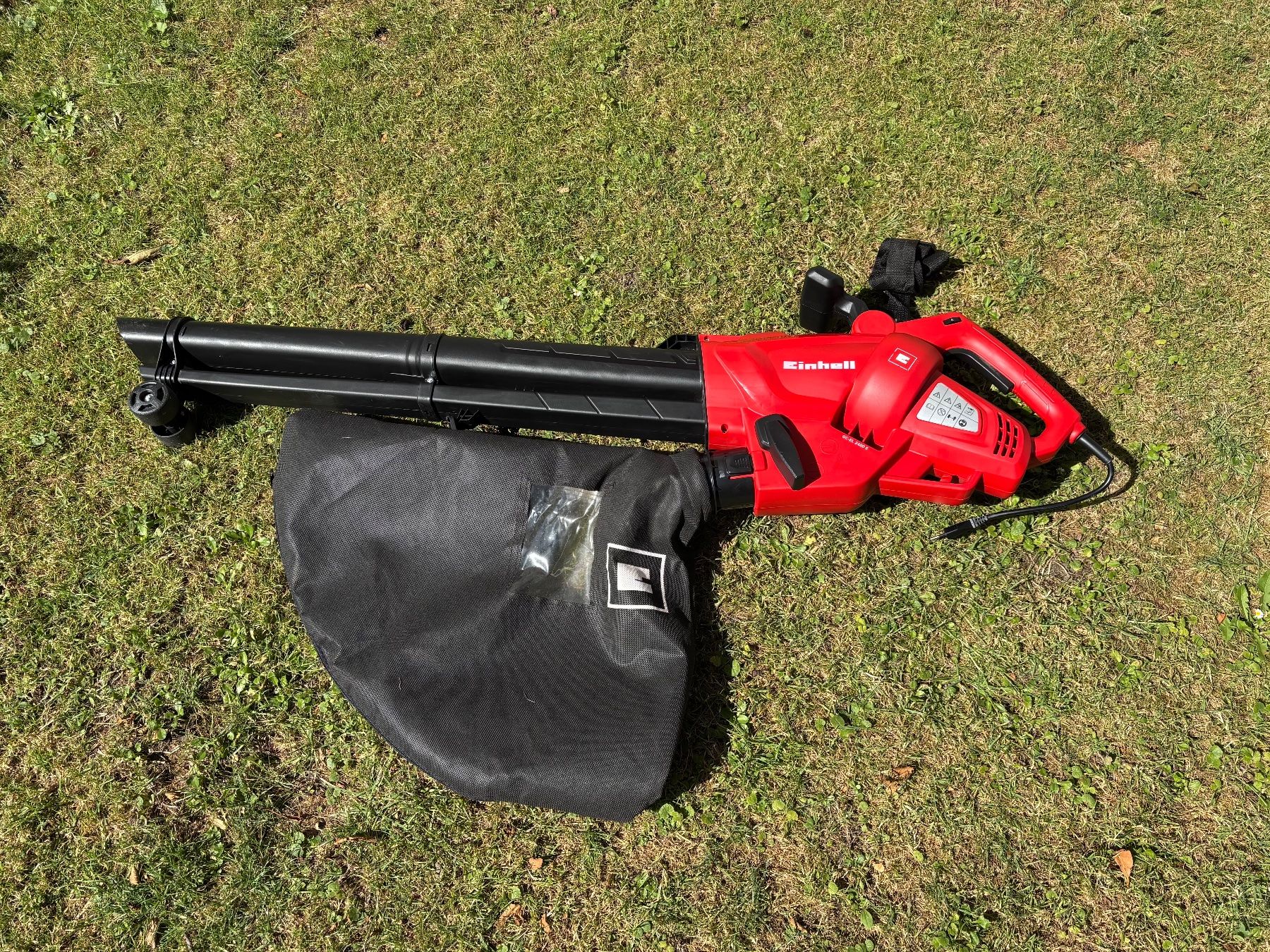 Einhell Soffiatori & Aspiratori per foglie: Einhell GC-EL 2400E Laubbläser/Laubsauger – Usato da Zufikon venduto da eskilt 4