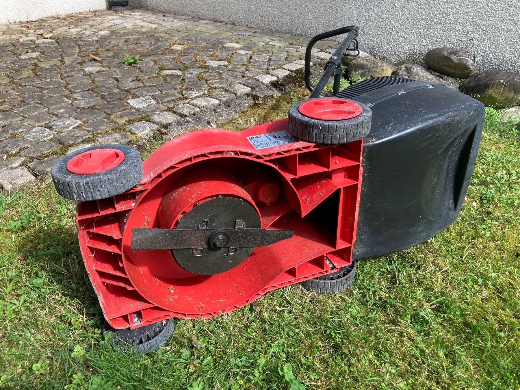 Mtd Tagliaerba: Kleiner Elektro Rasenmäher – Usato da Bachenbülach venduto da Chatzefueter 1