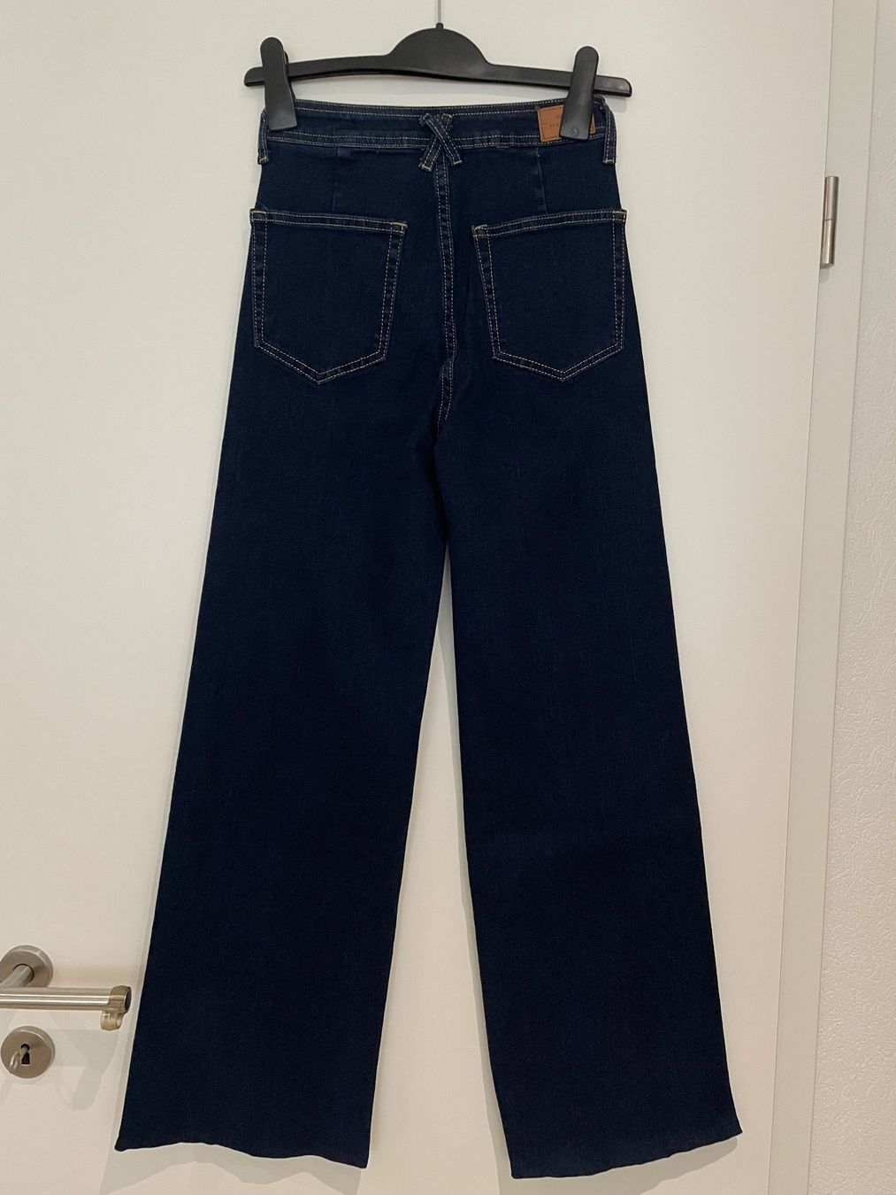 Jeans: Jeans – Neuf (Voir description) à La Chaux-de-Fonds par ju_paol2 2