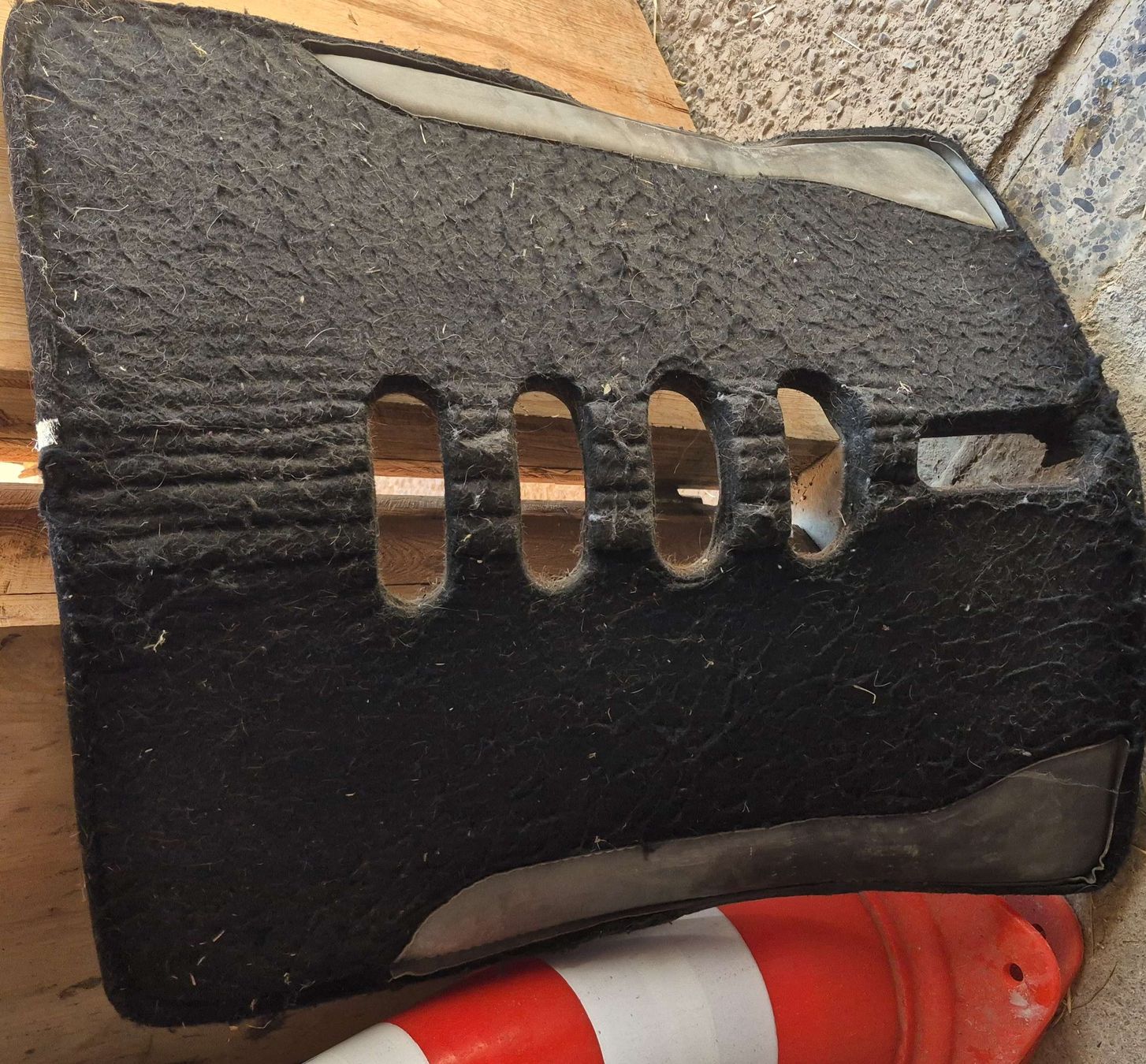 Selle & Accessori: Sattelunterlage/Pad – Usato da Laufen venduto da Fiiben