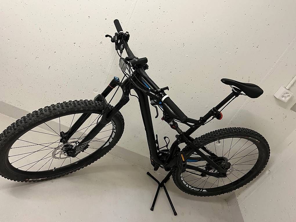Specialized Biciclette: Mountainbike Fully - Specialized Camber Comp "M" – Usato da Oetwil a.d. Limmat venduto da Duppies2 1