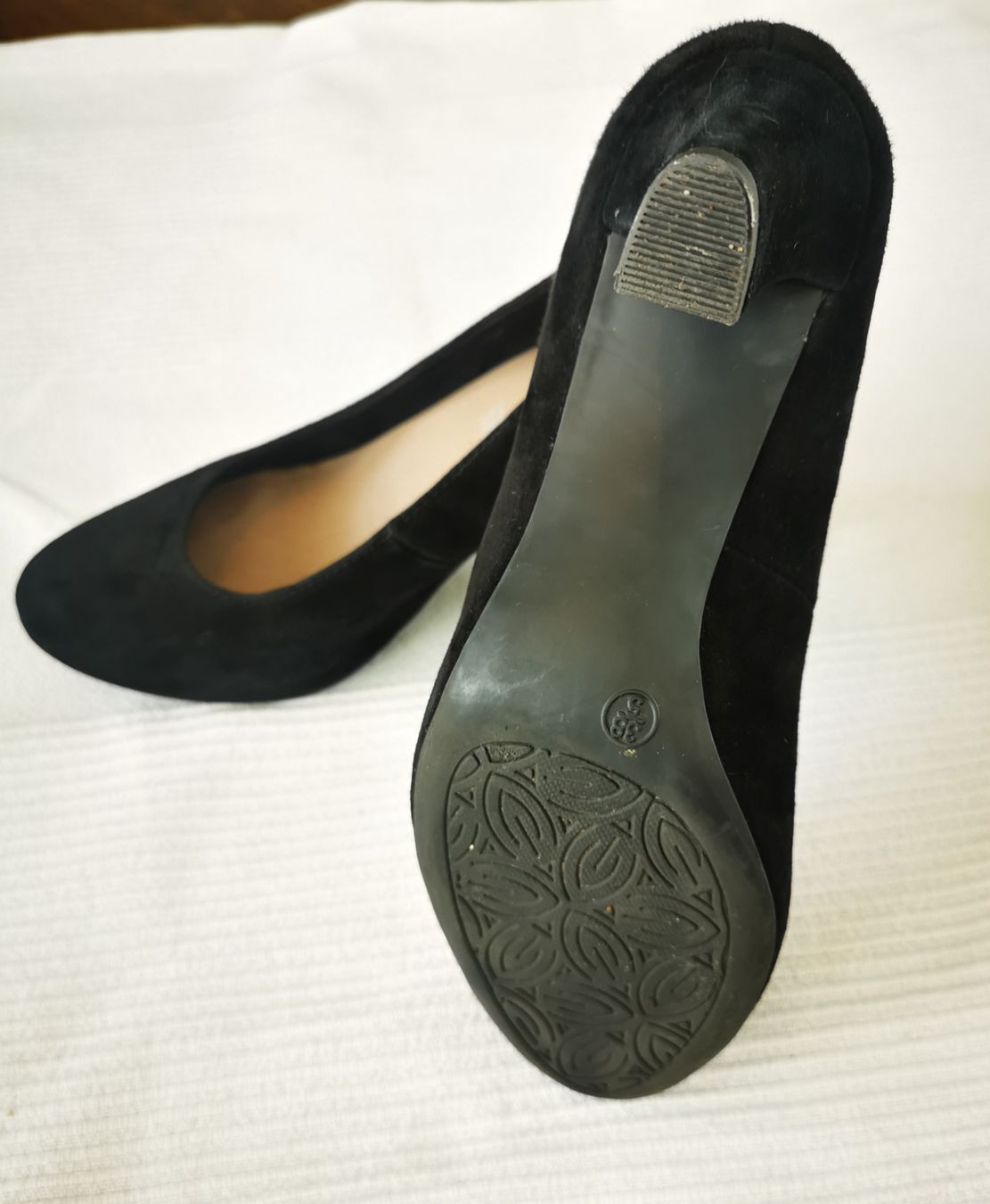 Scarpe da donna: Wildleder Pumps Gr. 39 – Nuovo (secondo la descrizione) da Zürich venduto da Milas_closet 3