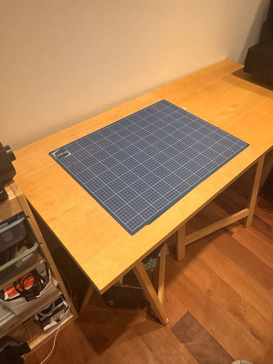 Tavoli: IKEA Tabletop with Two Table Stands – Usato da Zürich venduto da pon_pv8m