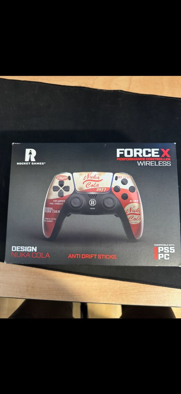 Rocket Games Manettes: Rocket Games PS5 Controller – D'occasion à Berneck par kal_7qdd