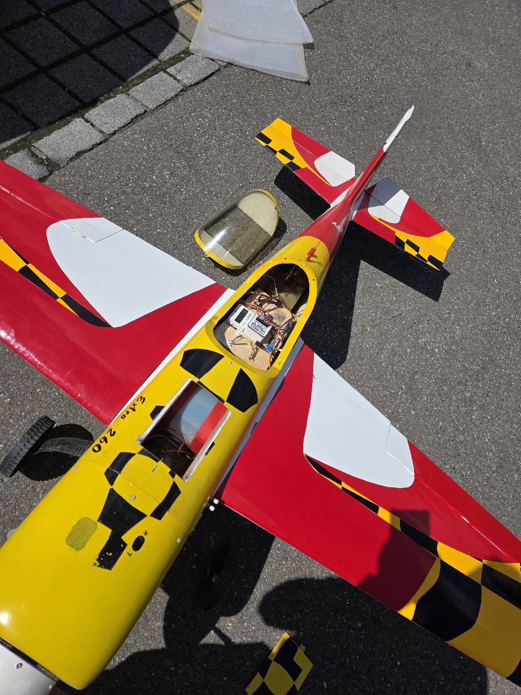 RC Modellbau: 2m Extra mit 80ccm und Raceauspuff im Rumpf – Gebraucht aus Schaffhausen von dixi777boot 2