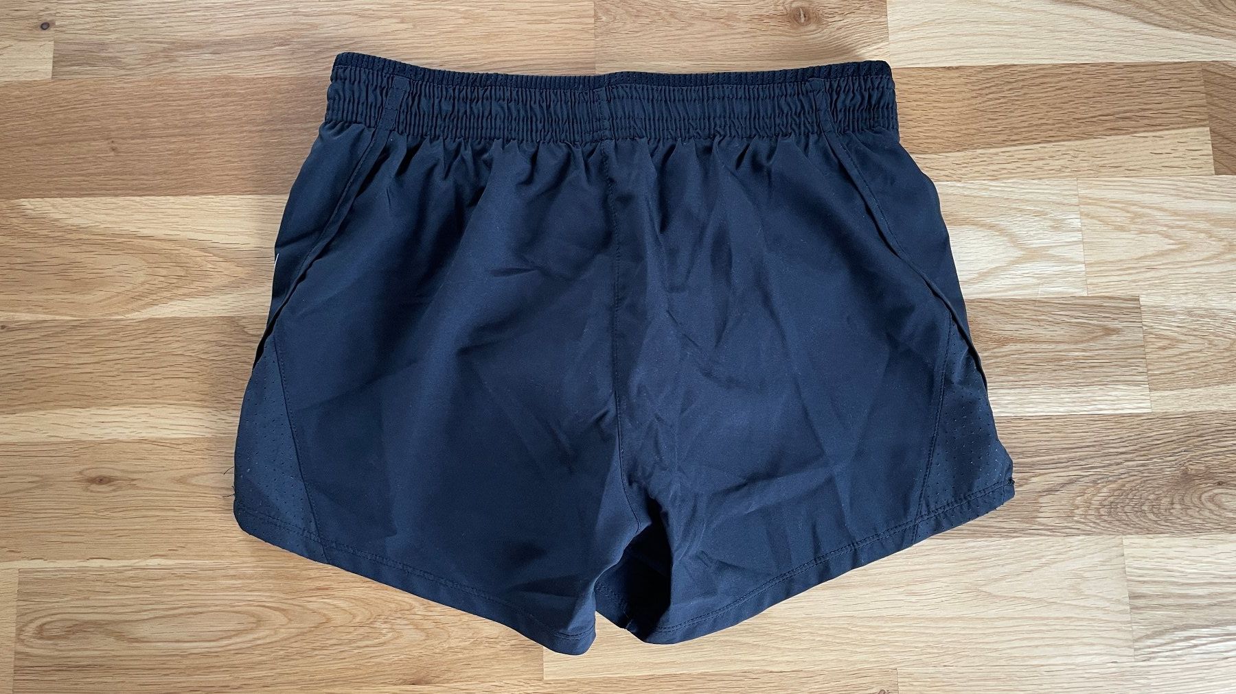Nike Pantaloni: Sporthose Nike, Grösse XS – Nuovo (secondo la descrizione) da Burgdorf venduto da Crown. 1
