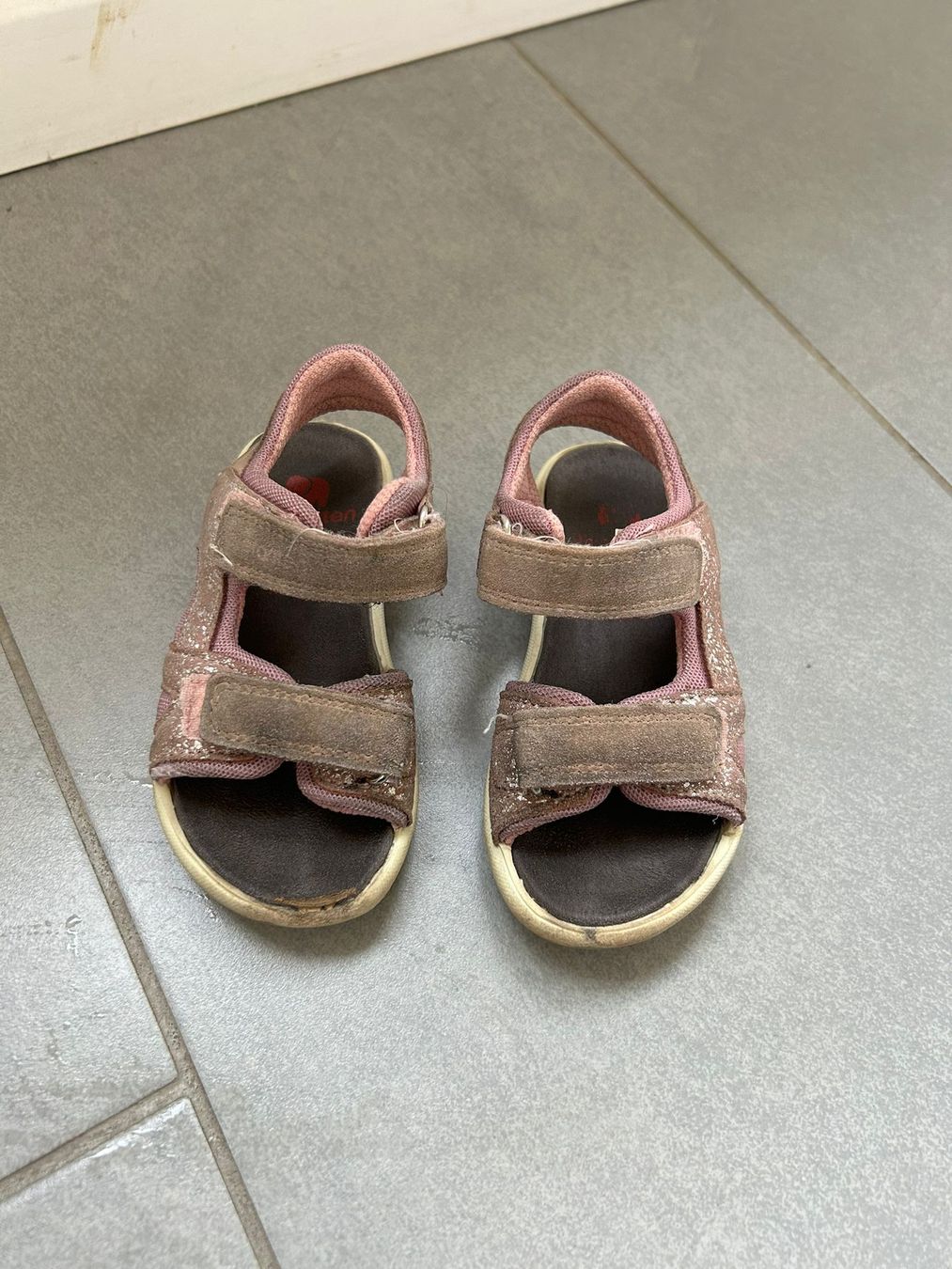 Elefanten Scarpe per ragazzi: Kinder Sandalen, Grösse 25 – Usato da Vordemwald venduto da worshipperin