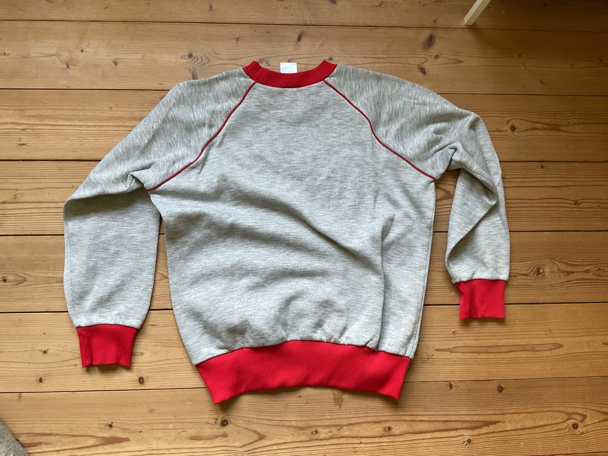 Adidas Maglioni & Felpe: grau-roter Pullover, Adidas, Gr. S – Usato da Zürich venduto da ali_2sg6 1