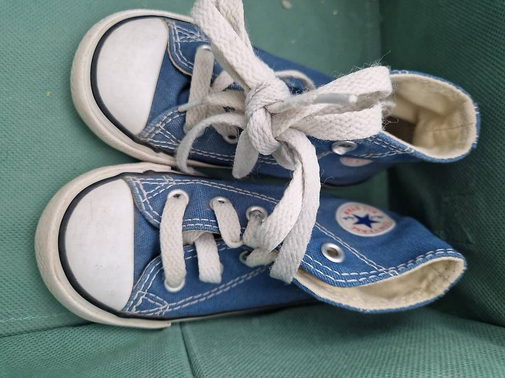 Scarpe per ragazzi: Converse Grosse 22 – Usato da Herrliberg venduto da HaC406