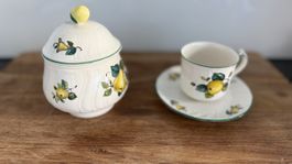 Zuckerdose und Tasse mit Untertasse Birnenmotiv Keramik