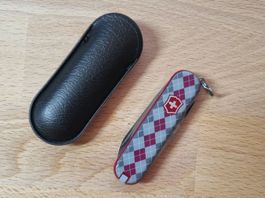 Victorinox Classic LE 2010 - Argyle - LIMITED