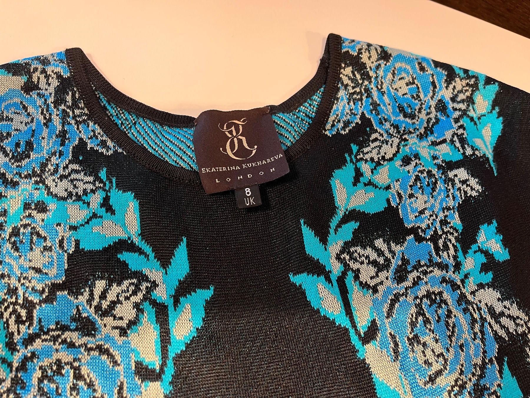 Vestiti: Kleid Kukhareva – Usato da Adetswil venduto da dp9 2