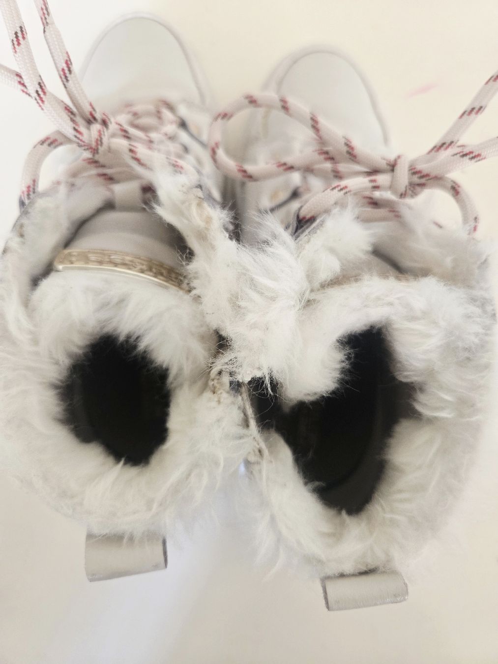 Guess Scarpe per ragazze: Schöne Winterschuhe von GUESS, Gr.35 – Nuovo (secondo la descrizione) da Riehen venduto da Bliss1978 1