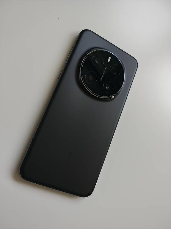 Telefoni cellulari / Smartphones: Honor Magic 7 Pro (Global Version) 12/512 – Usato da Frauenfeld venduto da rrc_x6zm 2