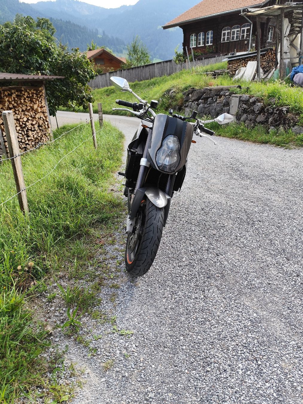 KTM Strada: KTM 990 Super Duke – Usato da Erlenbach i. S. venduto da ursmazdamx6 3