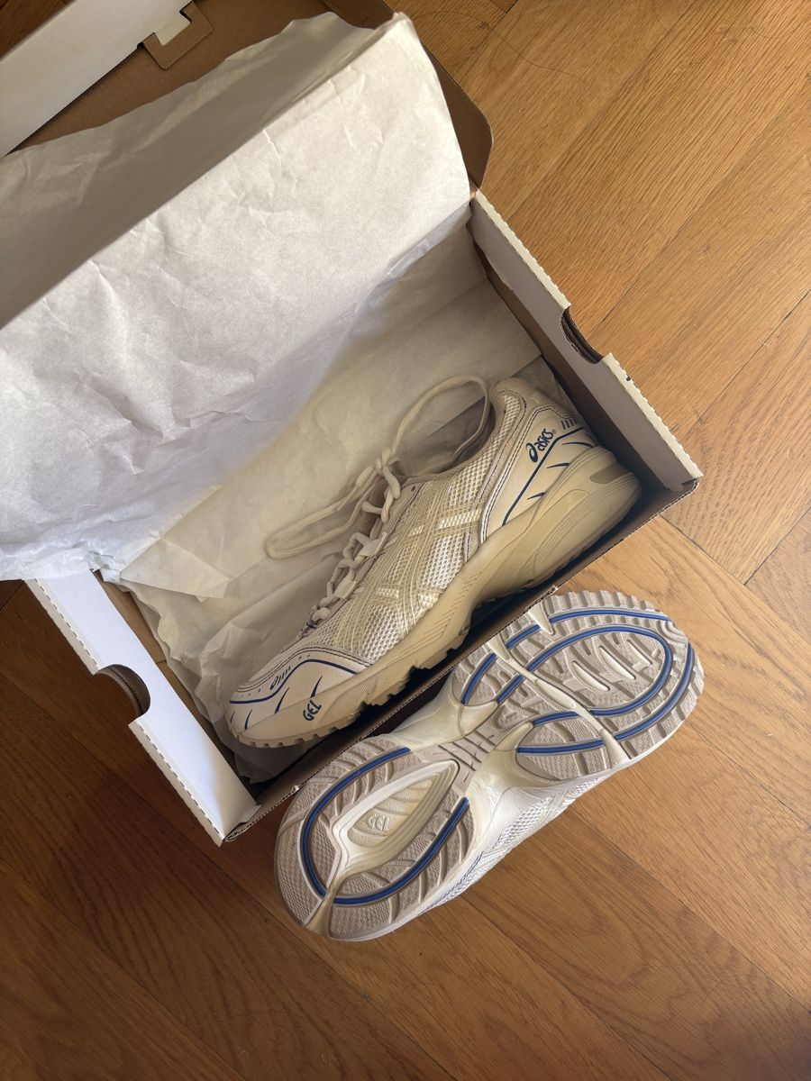 Asics Chaussures hommes: ASICS above the clouds sneakers  – Neuf (Voir description) à Genève par flo_qxp6 1