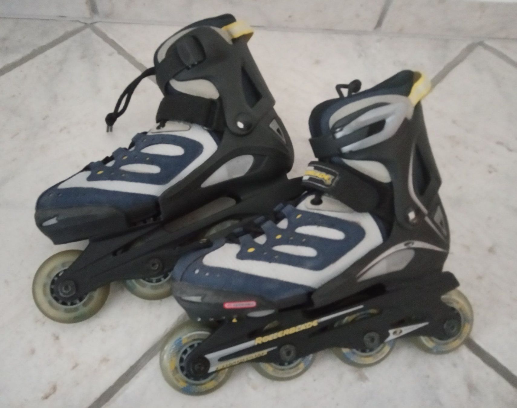 Pattini in linea & Pattini a rotelle: ROLLERBLADE INLINESKATE GR.32-37 – Usato da Chur venduto da Rodanisa 4