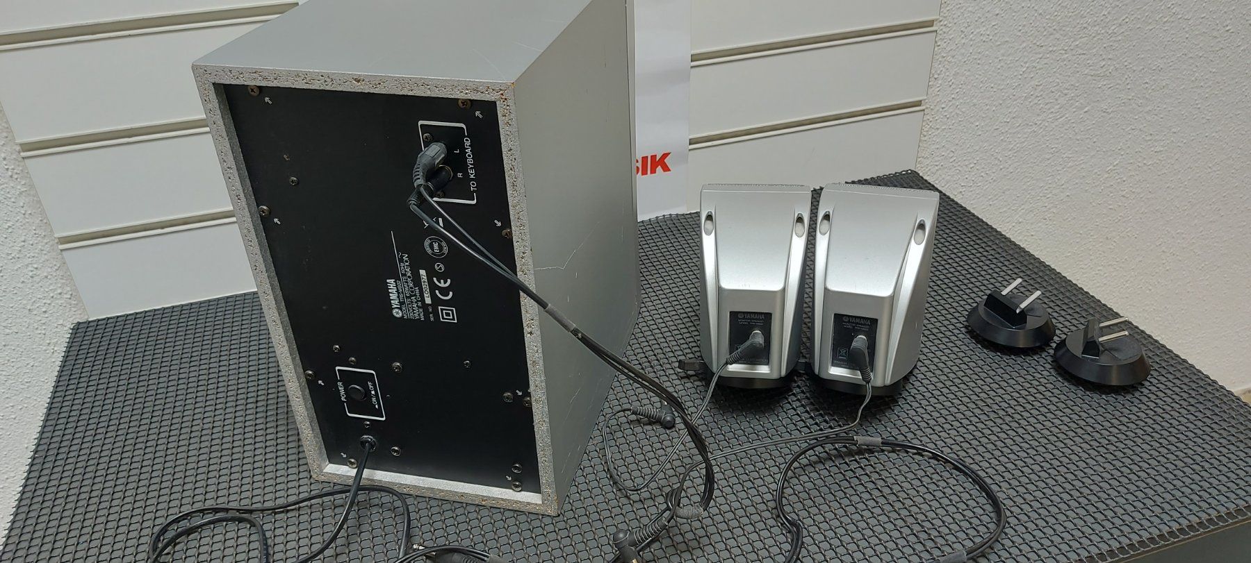 Yamaha Casse acustiche: Yamaha Tyros TRS-MS02 speakers – Usato da Glattbrugg venduto da Swissmusik 3