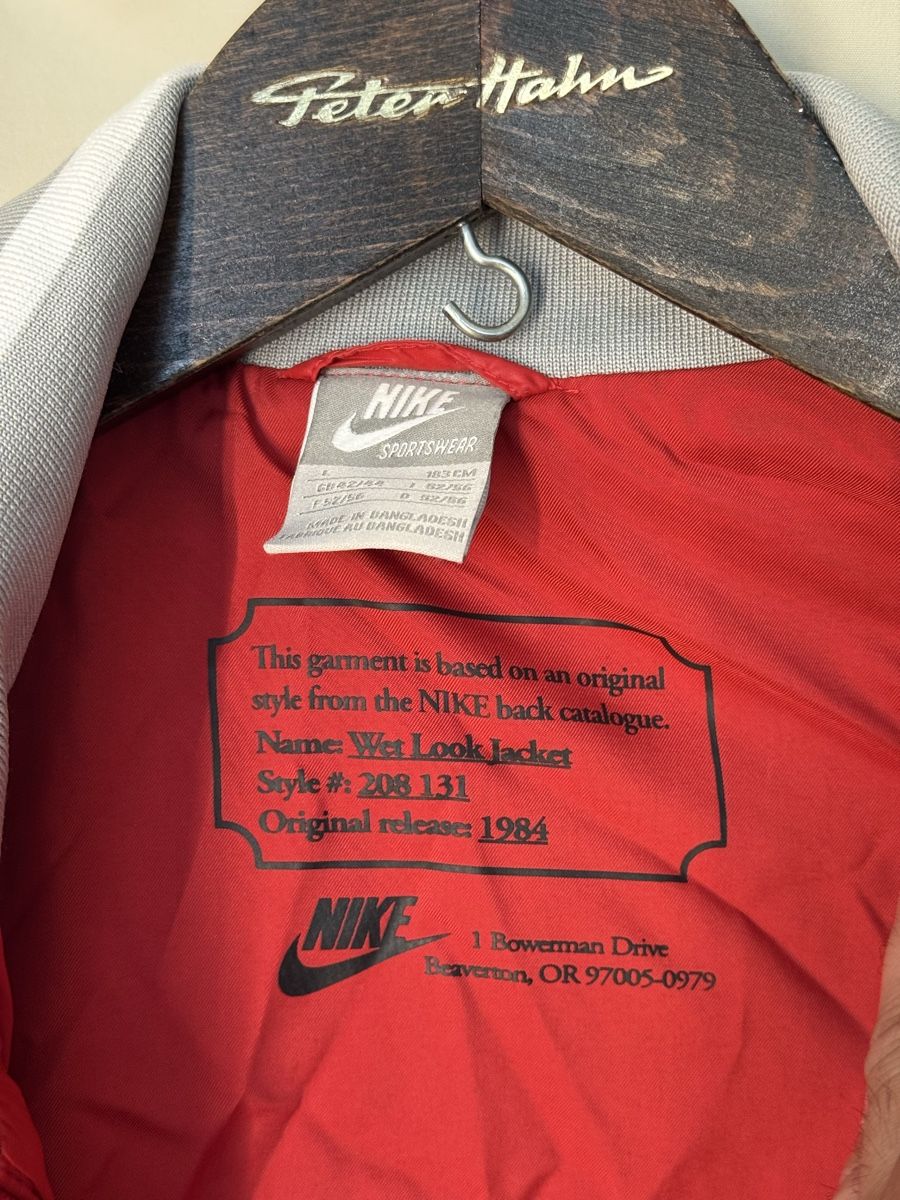 Giacche: Nike Jacke rot Grösse L – Nuovo (secondo la descrizione) da Schlieren venduto da LaLuxaZurich 3