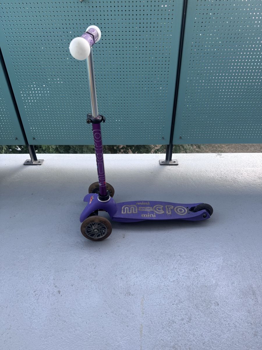 Micro Fahrzeuge für Kinder: Trottinette Micro Mini violette pour enfant – Gebraucht aus Lengnau BE von AMDEALS