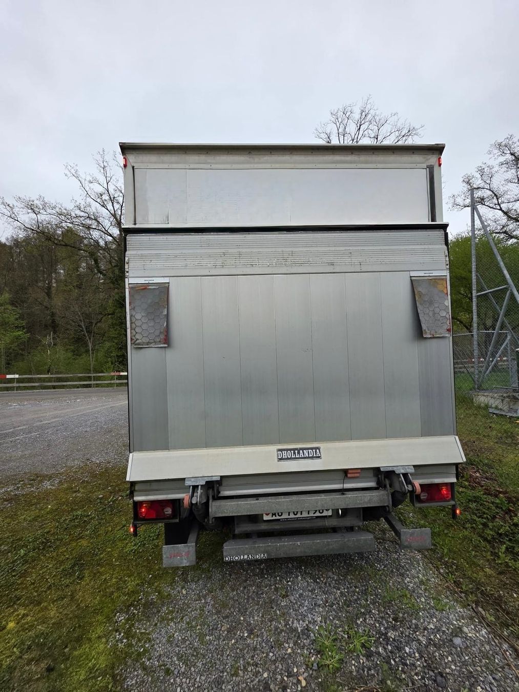 Vezeko Rimorchi: Anhänger 3.5t mit Hebebühne – Usato da Hunzenschwil venduto da mab_786b 4