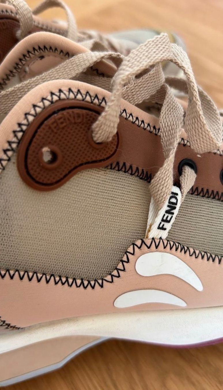 Fendi Scarpe da donna: Fendi trainers – Nuovo (secondo la descrizione) da Grandvaux venduto da i71_n8m7 4
